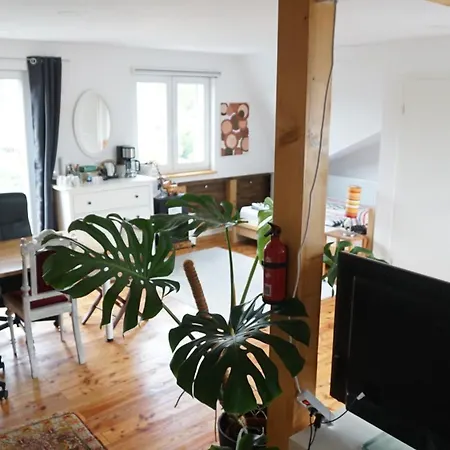 Grosses Dachzimmer Vor Den Toren Koelns Frechen